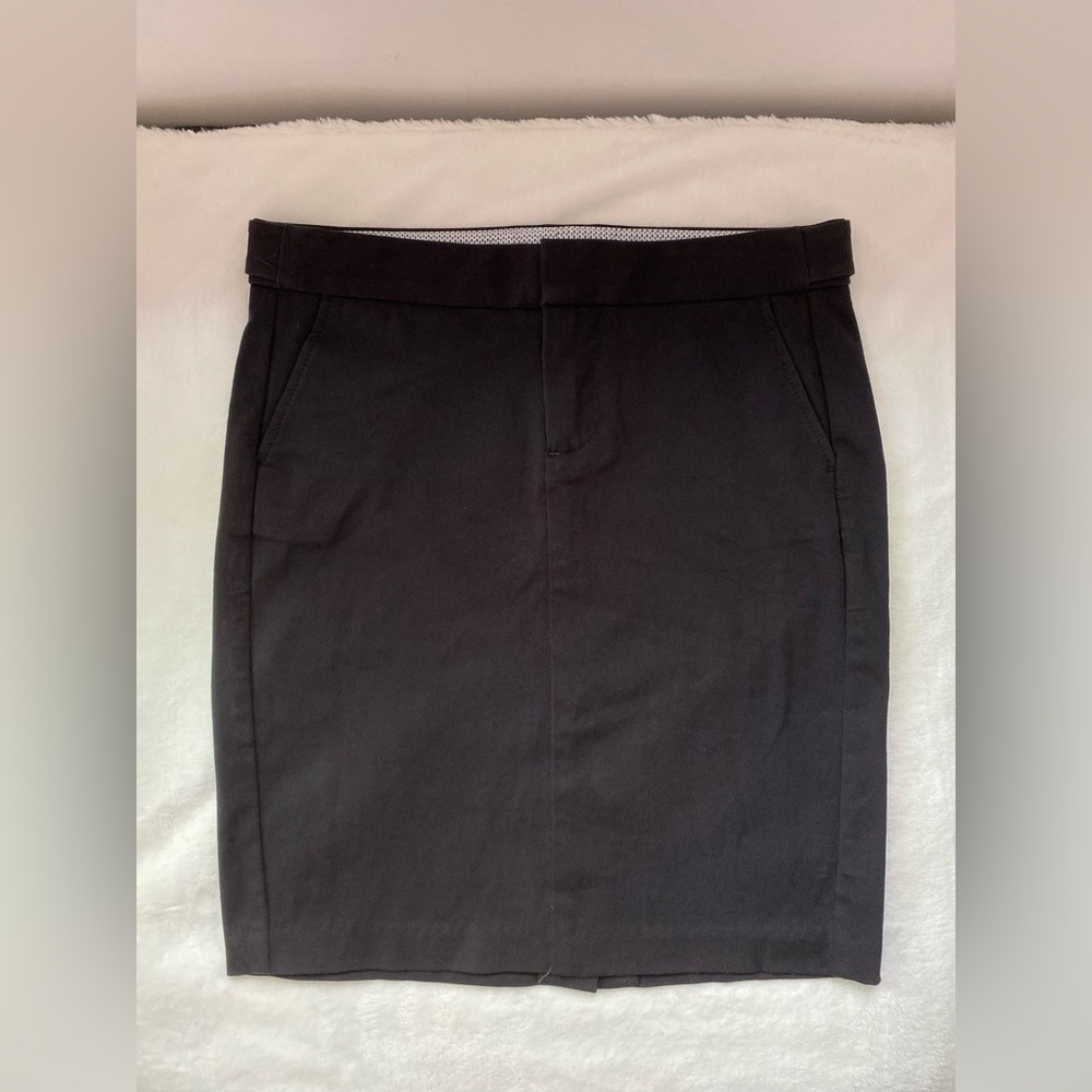 Women’s Gap Black Pencil Skirt